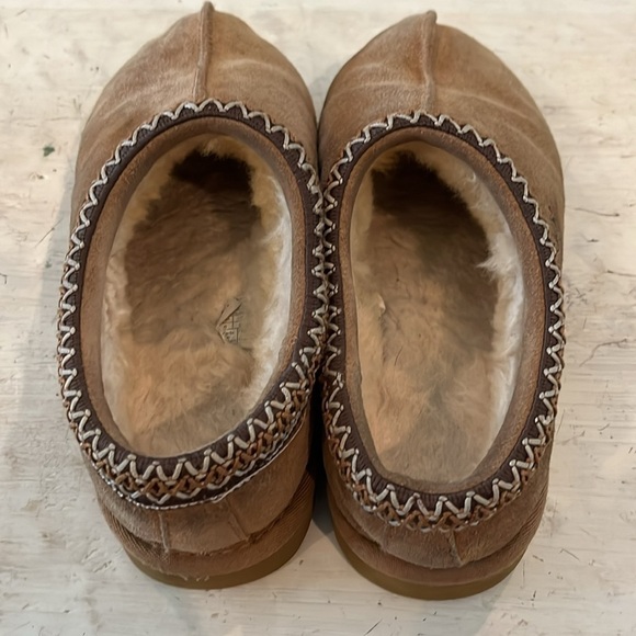 UGG Tasman Women’s Slippers in Chestnut 5955 | size 8 - Picture 3 of 8
